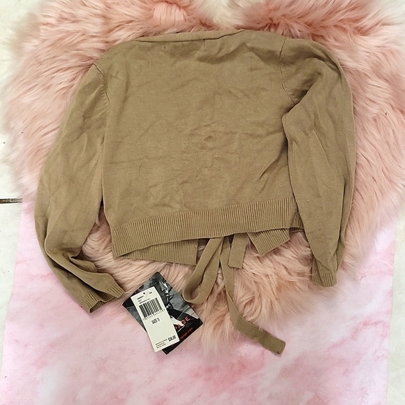 Y2K FIND!! BRAND NEW RAMPAGE FRONT TIE KNIT SHRUG TOP-S - Picture 2 of 6